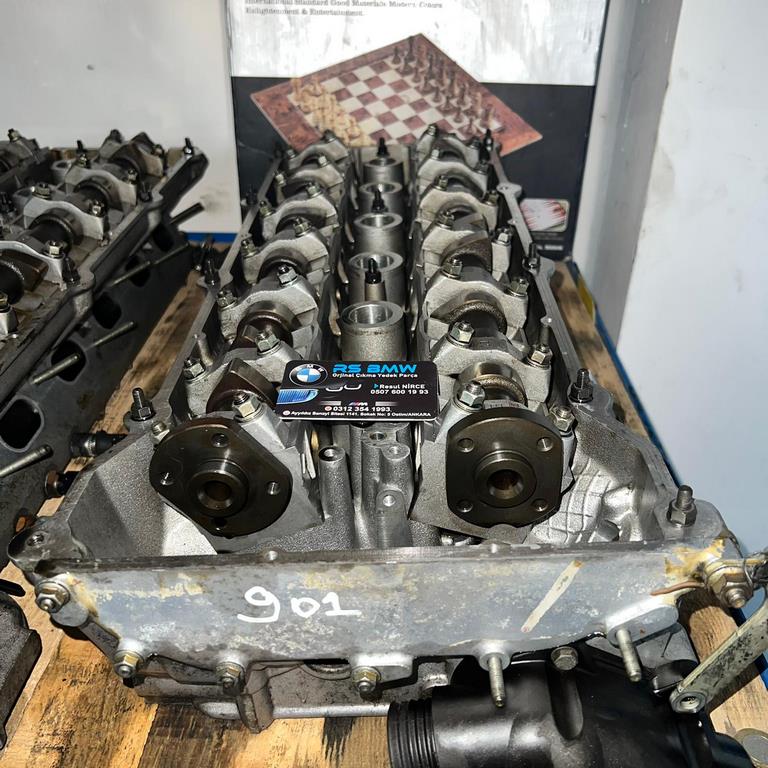 2 SERİSİ ÇIKMA PARÇA M50 520 ÇIKMA SİLİNDİR KAPAĞI